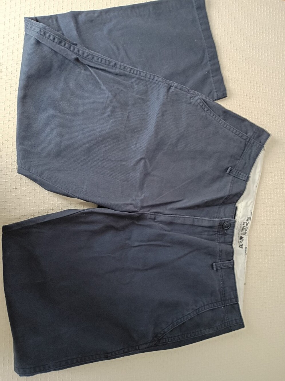 Old Navy Men's Dark Navy Cotton Chinos